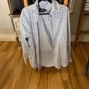 Vineyard Vines Blue and White Plaid Shirt LX short sleeve great condition
